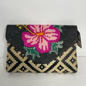 Tommy Bahama Clutch grass woven Floral NWT